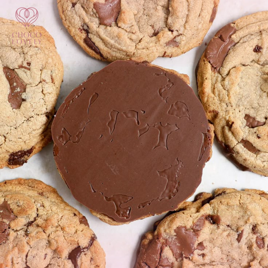 Cookie & Chocolate Dream Jar  –  Cookies Dunked in Sea Salt & Luxury Chocolate
