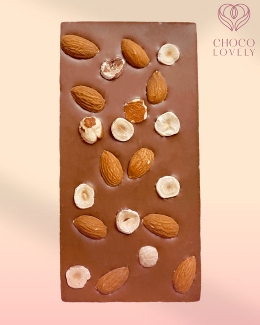 HAZELNUT & ALMOND - MILK CHOCOLATE